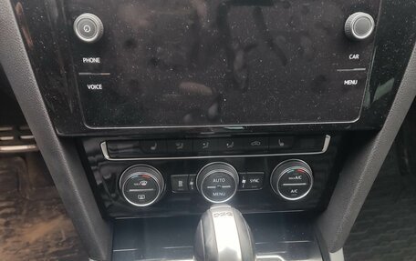 Volkswagen Passat B8 рестайлинг, 2018 год, 2 650 000 рублей, 10 фотография