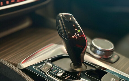 BMW 5 серия, 2017 год, 4 000 000 рублей, 14 фотография