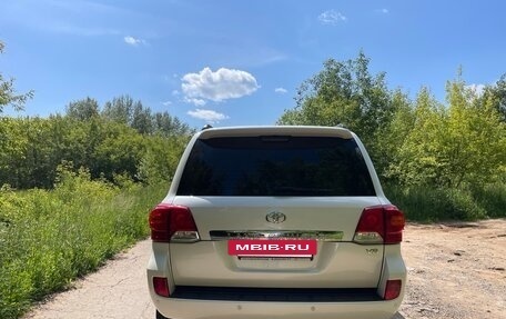 Toyota Land Cruiser 200, 2012 год, 3 100 000 рублей, 3 фотография