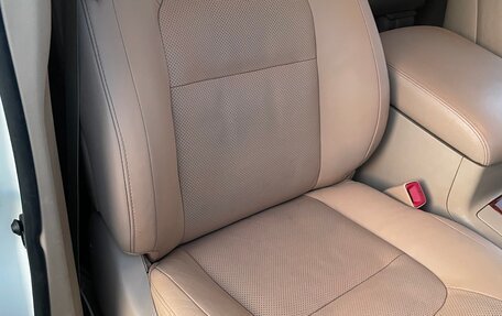 Toyota Land Cruiser 200, 2012 год, 3 100 000 рублей, 12 фотография