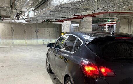 Opel Astra J, 2011 год, 550 000 рублей, 7 фотография