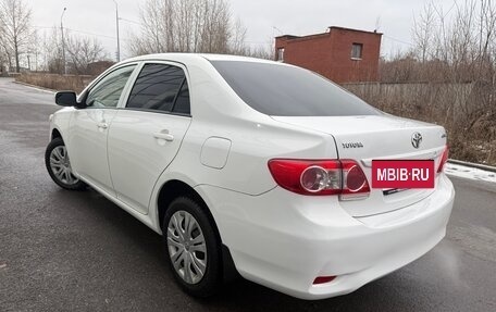 Toyota Corolla, 2011 год, 1 000 000 рублей, 4 фотография