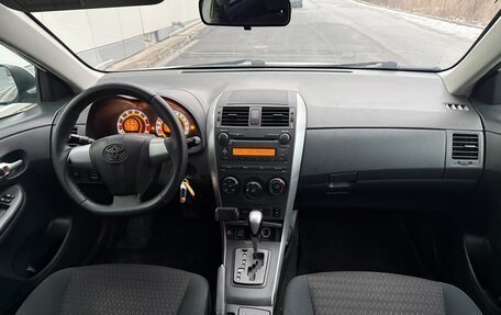 Toyota Corolla, 2011 год, 1 000 000 рублей, 17 фотография