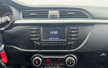 KIA Rio IV, 2018 год, 1 328 000 рублей, 16 фотография