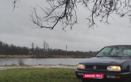 Volkswagen Golf III, 1995 год, 250 000 рублей, 2 фотография