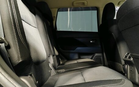 Mitsubishi Outlander III рестайлинг 3, 2019 год, 1 849 000 рублей, 12 фотография