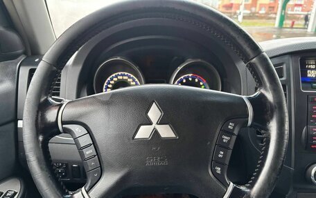 Mitsubishi Pajero IV, 2008 год, 1 295 000 рублей, 10 фотография