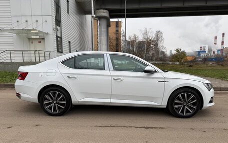 Skoda Superb III рестайлинг, 2025 год, 2 450 000 рублей, 4 фотография