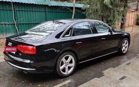 Audi A8, 2011 год, 1 800 000 рублей, 4 фотография