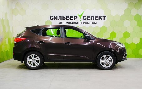 Hyundai ix35 I рестайлинг, 2013 год, 1 400 000 рублей, 8 фотография
