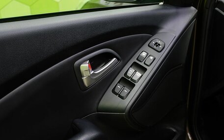 Hyundai ix35 I рестайлинг, 2013 год, 1 400 000 рублей, 19 фотография