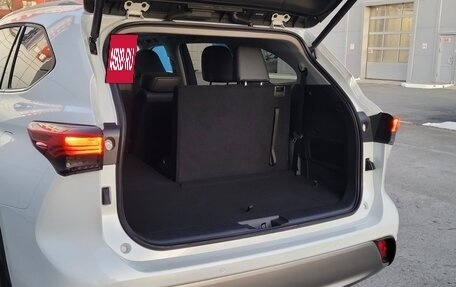 Toyota Highlander, 2025 год, 6 150 000 рублей, 10 фотография