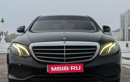 Mercedes-Benz E-Класс, 2016 год, 1 770 000 рублей, 1 фотография