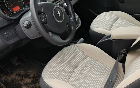 Renault Kangoo II рестайлинг, 2012 год, 780 000 рублей, 10 фотография