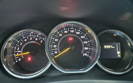 Renault Logan II, 2022 год, 1 650 000 рублей, 6 фотография