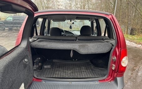 Chevrolet Niva I рестайлинг, 2011 год, 385 000 рублей, 32 фотография