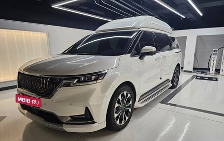 KIA Carnival, 2022 год, 3 300 000 рублей, 2 фотография