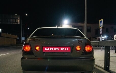 Toyota Altezza, 1999 год, 728 000 рублей, 4 фотография