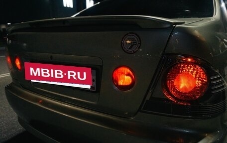 Toyota Altezza, 1999 год, 728 000 рублей, 3 фотография