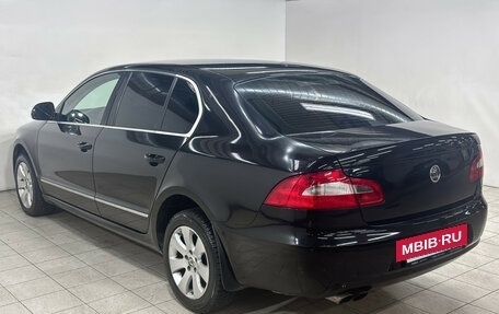 Skoda Superb III рестайлинг, 2011 год, 899 000 рублей, 8 фотография