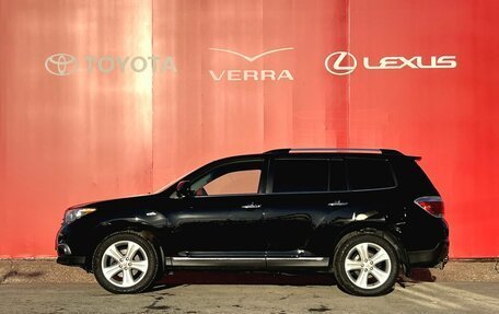 Toyota Highlander III, 2011 год, 2 110 000 рублей, 2 фотография