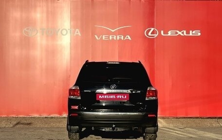 Toyota Highlander III, 2011 год, 2 110 000 рублей, 6 фотография