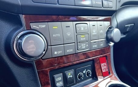 Toyota Highlander III, 2011 год, 2 110 000 рублей, 26 фотография