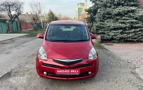 Toyota Ractis II, 2010 год, 888 000 рублей, 2 фотография