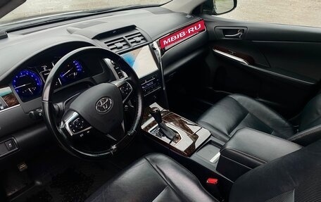 Toyota Camry, 2018 год, 2 700 000 рублей, 4 фотография