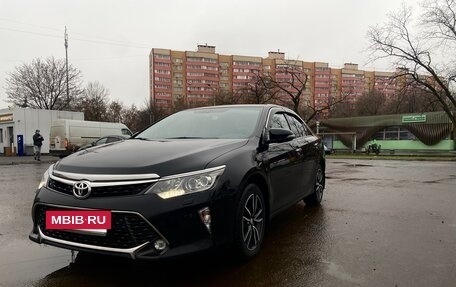Toyota Camry, 2018 год, 2 700 000 рублей, 15 фотография