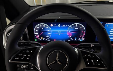 Mercedes-Benz V-Класс, 2025 год, 1 347 000 рублей, 2 фотография