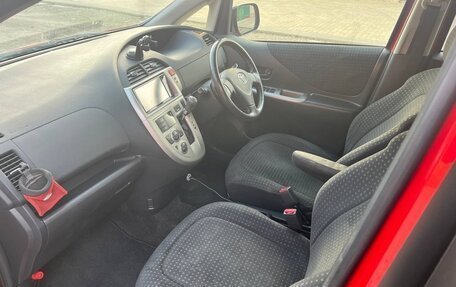 Toyota Ractis II, 2010 год, 888 000 рублей, 13 фотография