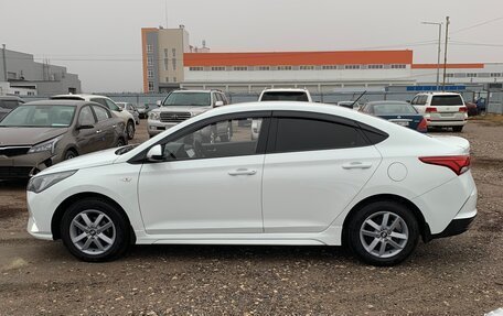 Hyundai Solaris II рестайлинг, 2020 год, 1 300 000 рублей, 5 фотография