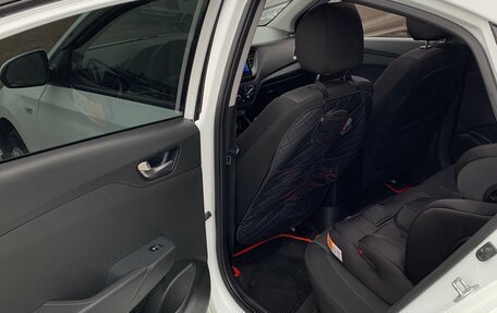 Hyundai Solaris II рестайлинг, 2020 год, 1 300 000 рублей, 9 фотография
