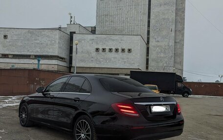 Mercedes-Benz E-Класс, 2016 год, 1 770 000 рублей, 5 фотография