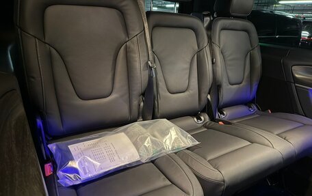 Mercedes-Benz V-Класс, 2025 год, 14 830 000 рублей, 9 фотография