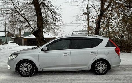 KIA cee'd I рестайлинг, 2010 год, 850 000 рублей, 2 фотография