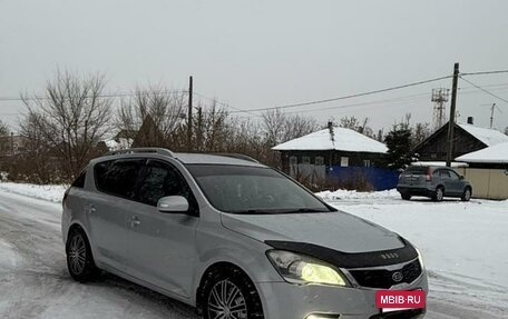 KIA cee'd I рестайлинг, 2010 год, 850 000 рублей, 4 фотография