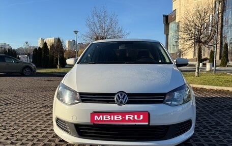 Volkswagen Polo VI (EU Market), 2014 год, 940 000 рублей, 2 фотография