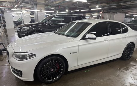 BMW 5 серия, 2016 год, 2 900 000 рублей, 10 фотография