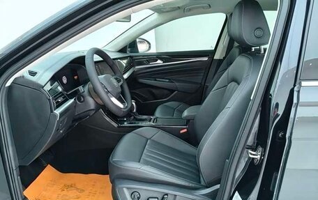 Volkswagen Passat B8 рестайлинг, 2022 год, 2 200 000 рублей, 8 фотография