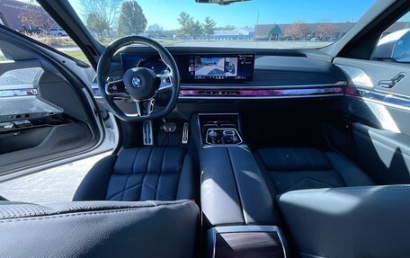 BMW 7 серия, 2023 год, 212 077 рублей, 13 фотография