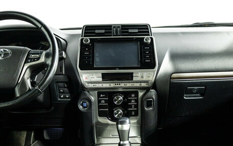 Toyota Land Cruiser Prado 150 рестайлинг 2, 2019 год, 4 899 700 рублей, 14 фотография