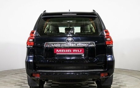 Toyota Land Cruiser Prado 150 рестайлинг 2, 2019 год, 4 899 700 рублей, 6 фотография