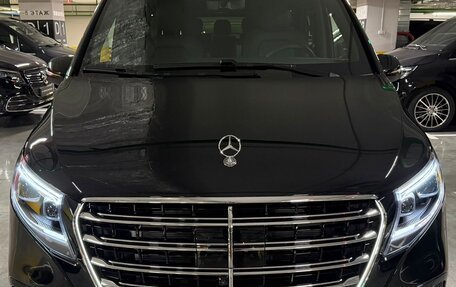 Mercedes-Benz V-Класс, 2025 год, 14 780 000 рублей, 2 фотография