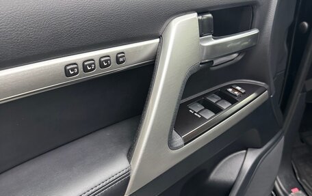 Toyota Land Cruiser 200, 2019 год, 10 800 000 рублей, 11 фотография