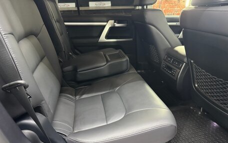 Toyota Land Cruiser 200, 2019 год, 10 800 000 рублей, 15 фотография