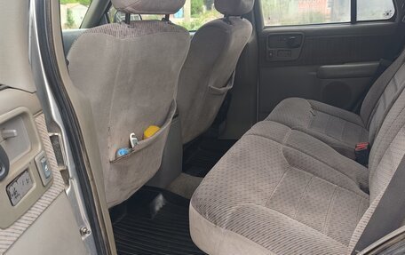 Chevrolet Blazer II рестайлинг, 1998 год, 300 000 рублей, 11 фотография