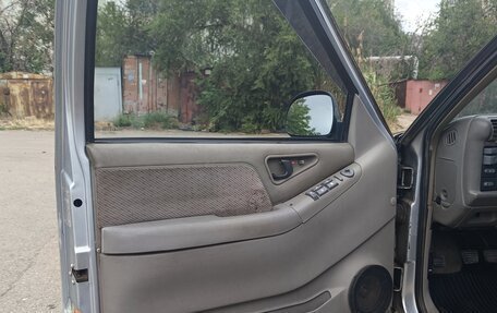 Chevrolet Blazer II рестайлинг, 1998 год, 300 000 рублей, 8 фотография