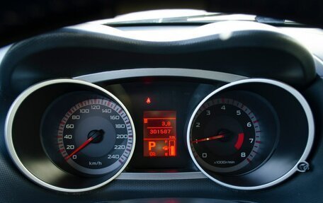 Mitsubishi Outlander III рестайлинг 3, 2008 год, 1 071 000 рублей, 12 фотография